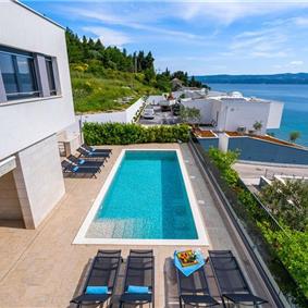 5 bedroom beachfront villa with heated pool near Omis, sleeps 9